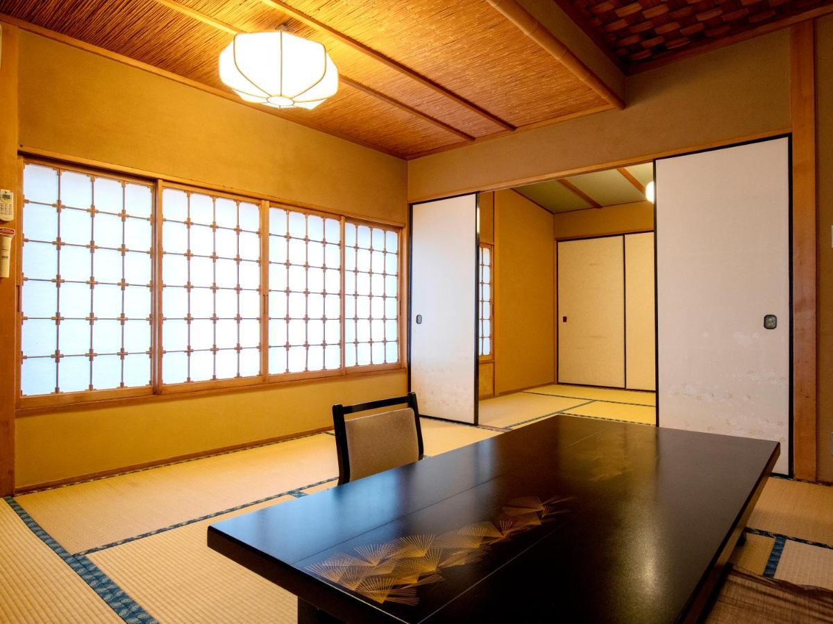 Wakamatsu Hakoneyugawara Hotel Exterior photo